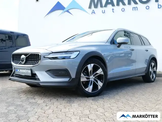Volvo V60 Cross Country