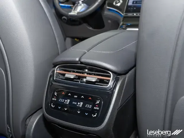 Mercedes-Benz EQE 300