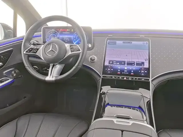 Mercedes-Benz EQE 300