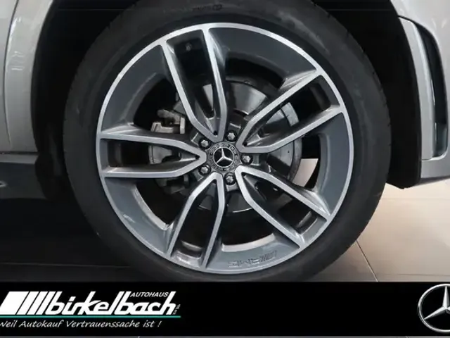 Mercedes-Benz GLE 400