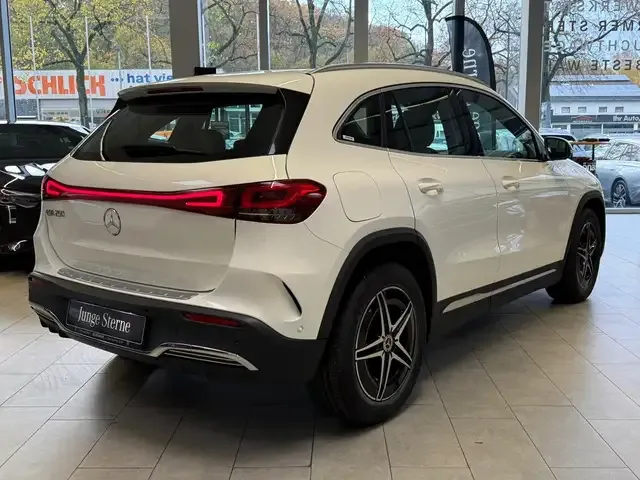 Mercedes-Benz EQA 250