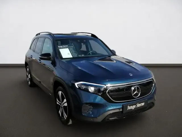 Mercedes-Benz EQB 250