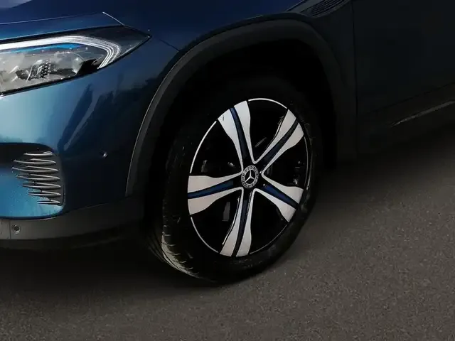 Mercedes-Benz EQB 250
