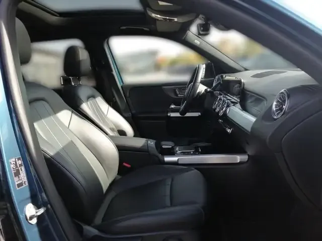 Mercedes-Benz EQB 250