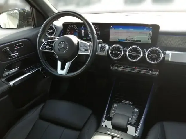 Mercedes-Benz EQB 250