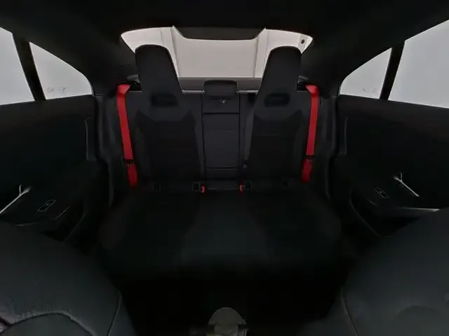 Mercedes-Benz CLA 35 AMG