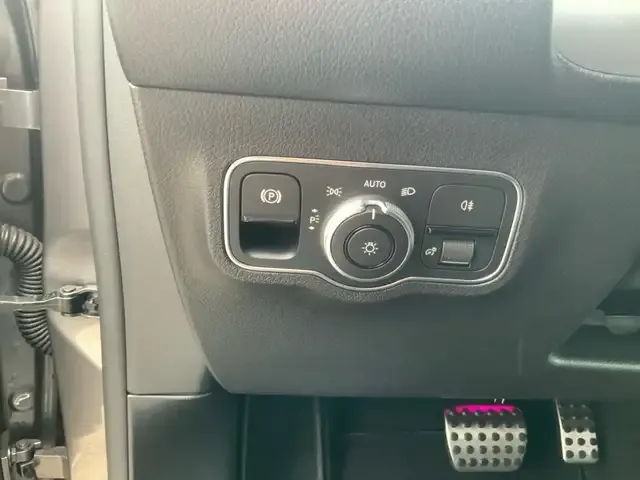 Mercedes-Benz EQB 250