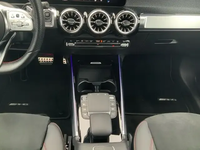 Mercedes-Benz EQB 250