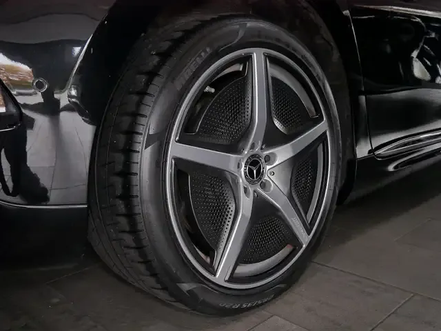 Mercedes-Benz EQE 350