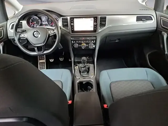 Volkswagen Golf Sportsvan