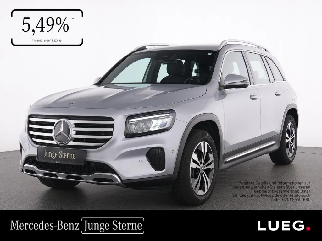 Mercedes-Benz GLB 180