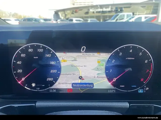 Mercedes-Benz GLA 180