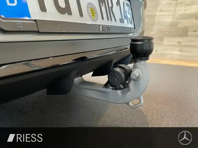 Mercedes-Benz CLA 220