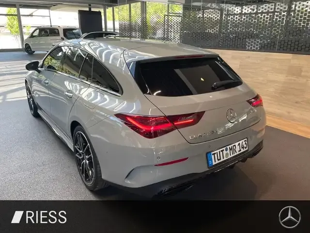 Mercedes-Benz CLA 220