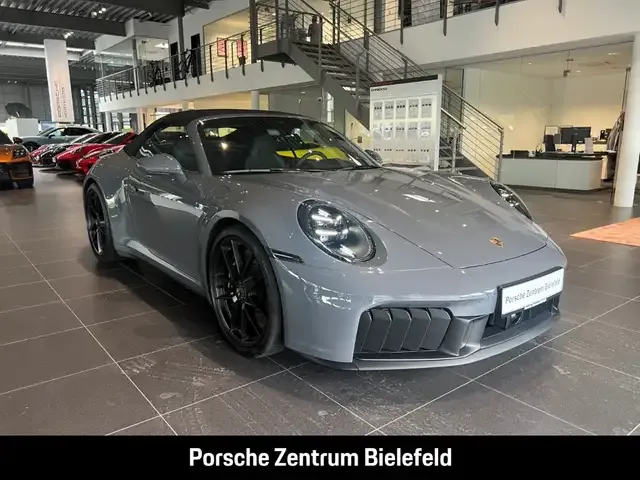 Porsche 992