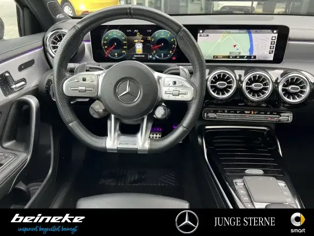 Mercedes-Benz A 35 AMG