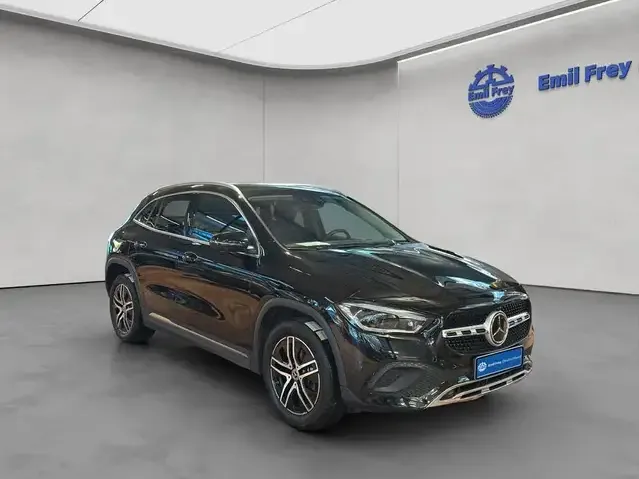 Mercedes-Benz GLA 250