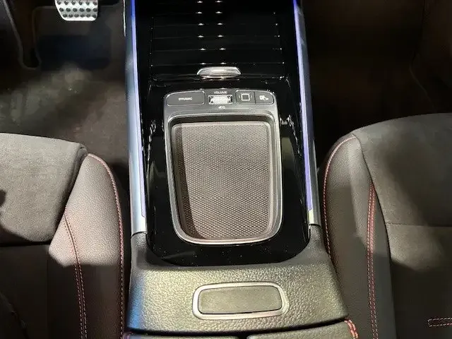 Mercedes-Benz GLA 220