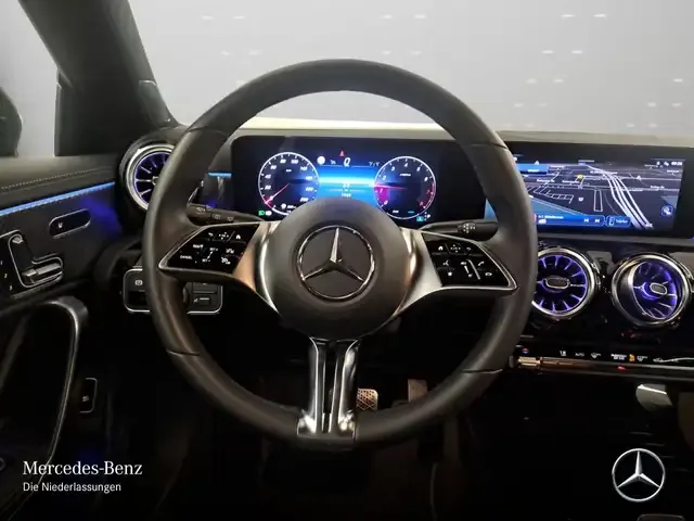 Mercedes-Benz CLA 180