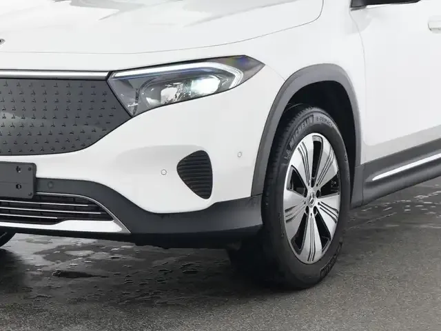Mercedes-Benz EQB 250