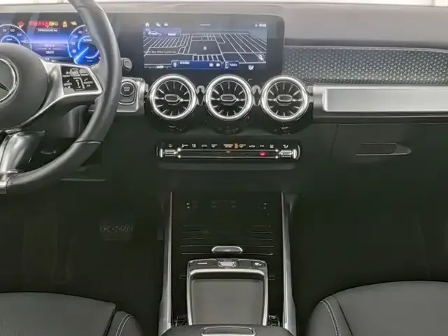 Mercedes-Benz EQB 250