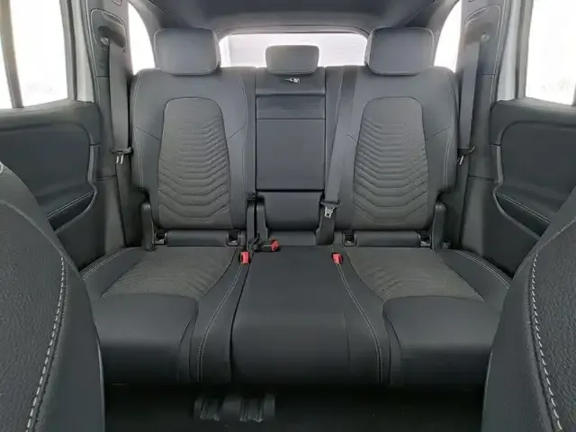 Mercedes-Benz EQB 250