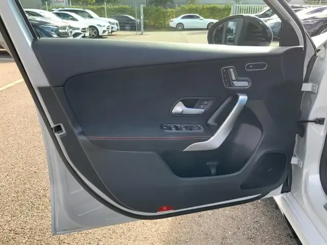 Mercedes-Benz A 45 AMG