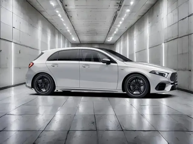 Mercedes-Benz A 45 AMG