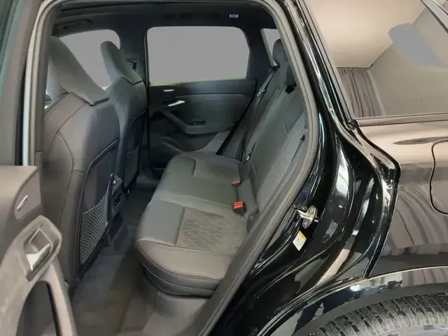 Audi Q6