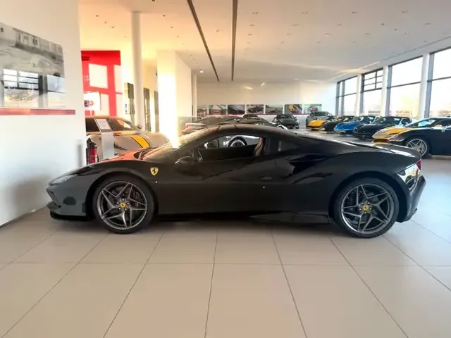 Ferrari F8 Tributo