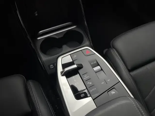 BMW 216