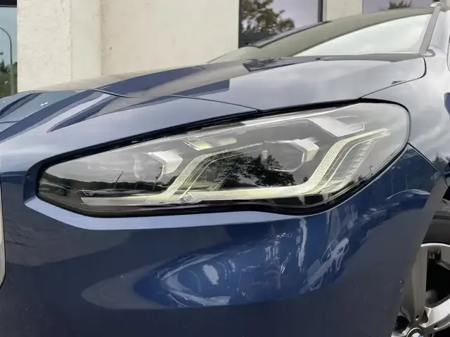 BMW 216