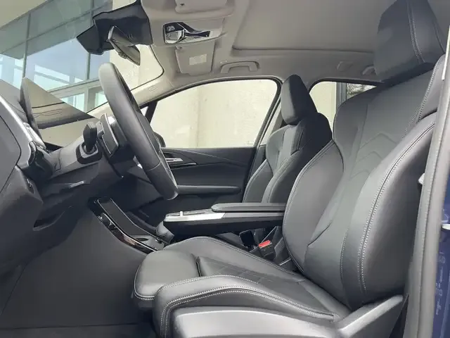 BMW 216