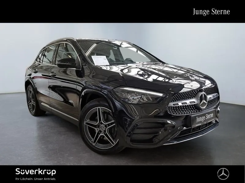Mercedes-Benz GLA 200