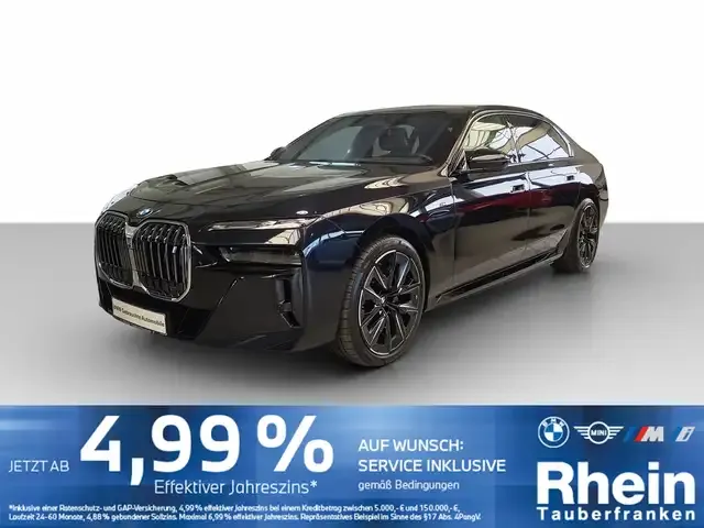 BMW i7