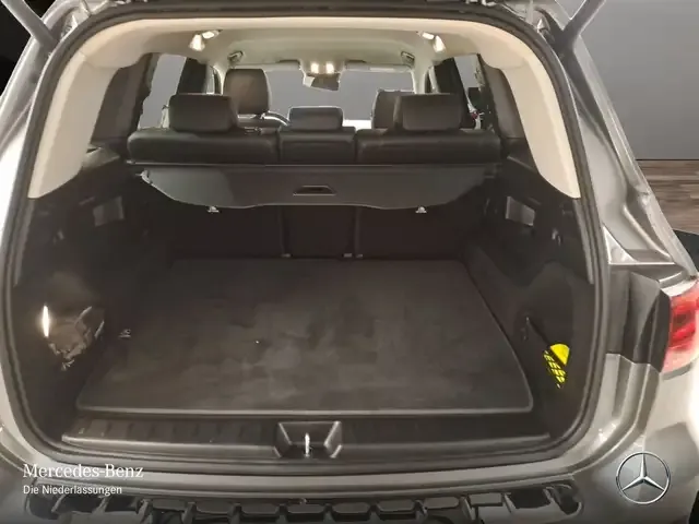 Mercedes-Benz EQB 300