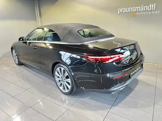 Mercedes-Benz E 200