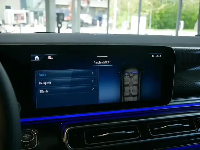 Mercedes-Benz V 220