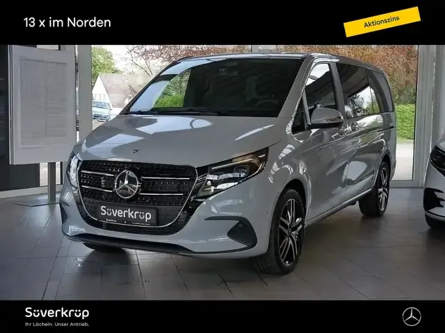 Mercedes-Benz V 220