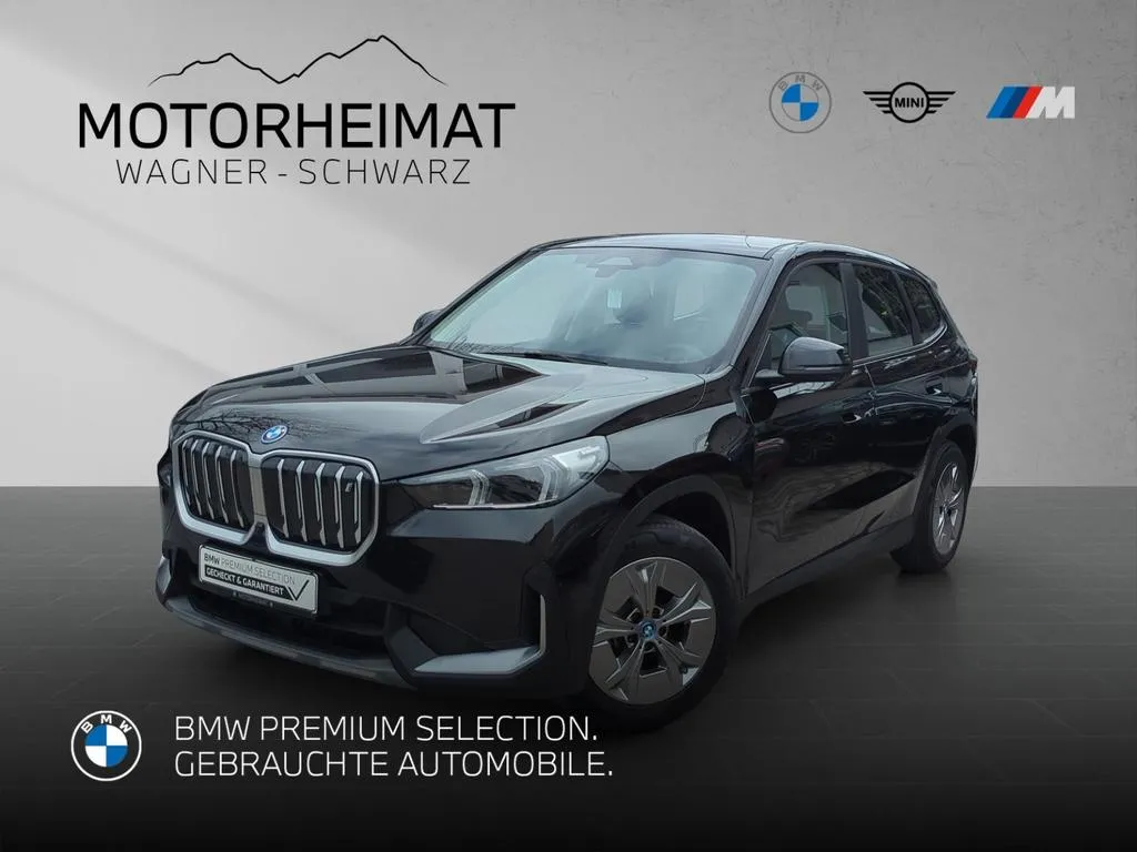 BMW iX1