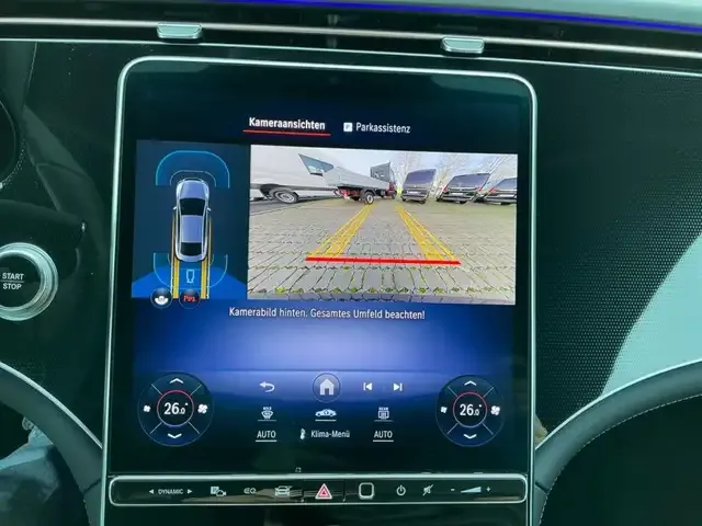 Mercedes-Benz EQE 350