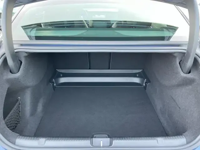 Mercedes-Benz EQE 350