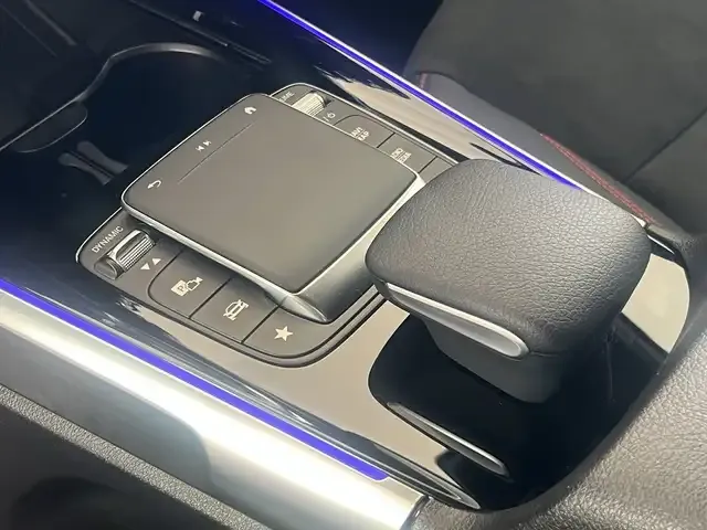 Mercedes-Benz EQB 300