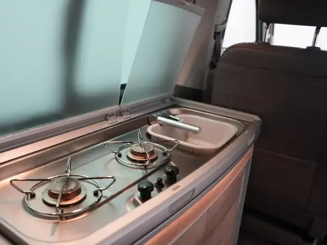 Volkswagen T6.1 California
