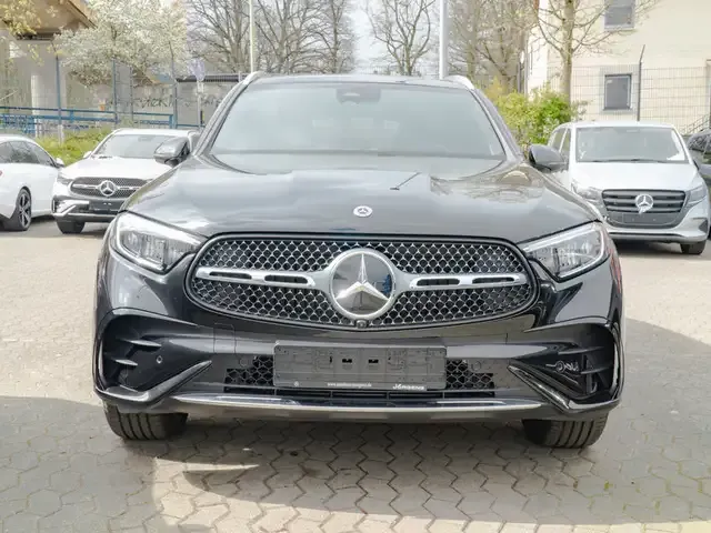 Mercedes-Benz GLC 220