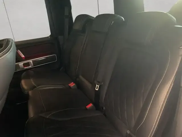 Mercedes-Benz G 400