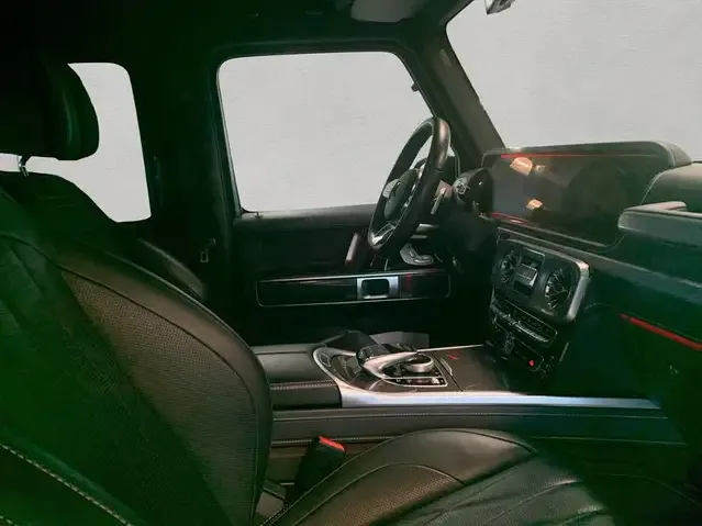 Mercedes-Benz G 400