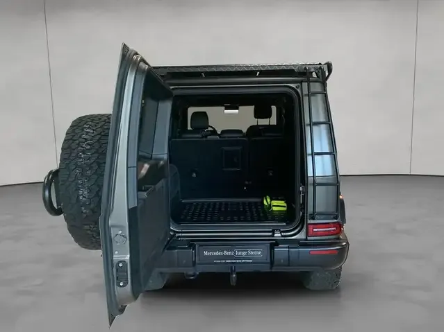 Mercedes-Benz G 400