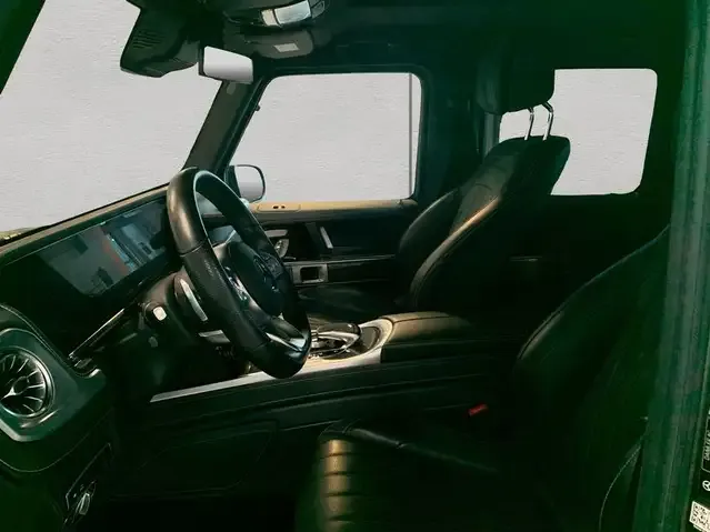 Mercedes-Benz G 400