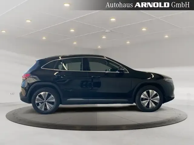 Mercedes-Benz EQA 300